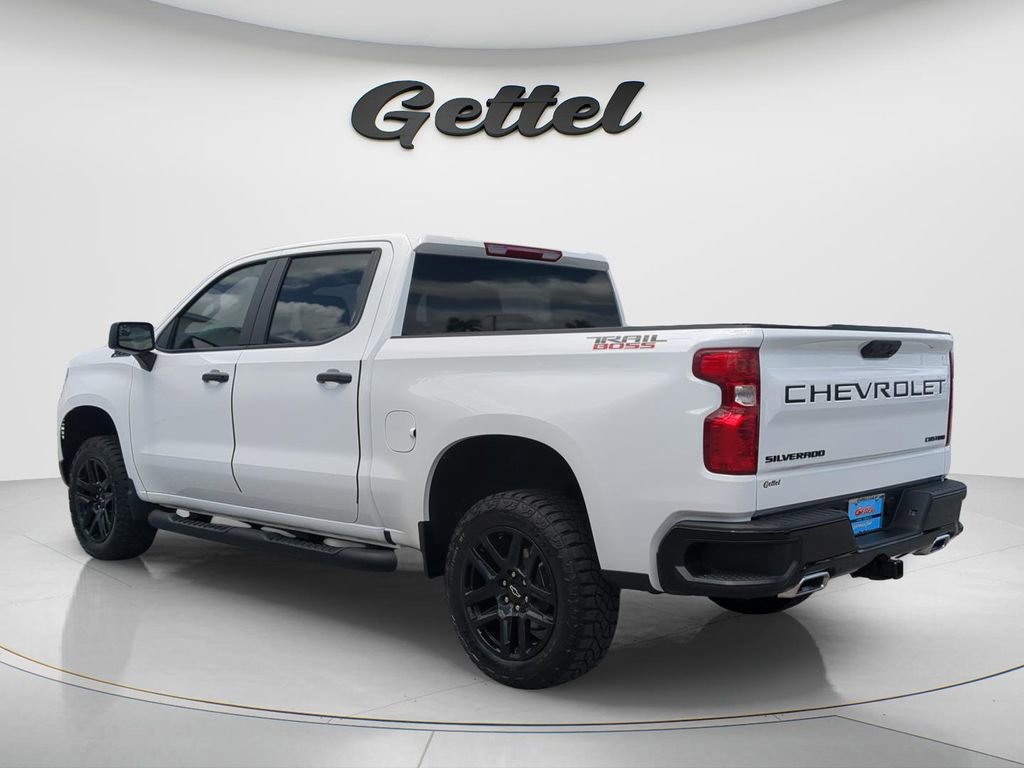 Used 2026 Chevrolet Silverado 1500 Custom Trail Boss w/ LPO, Dark Essentials Package image 14