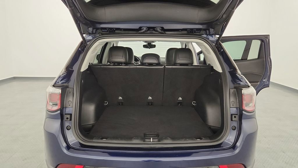 Used 2019 Jeep Compass Trailhawk image 23