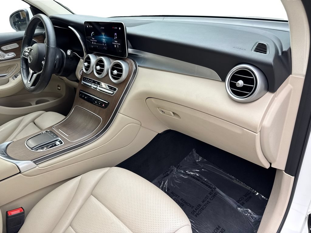 Used 2021 Mercedes-Benz GLC 300 4MATIC image 48