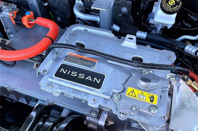 Certified 2025 Nissan Ariya AWD image 30