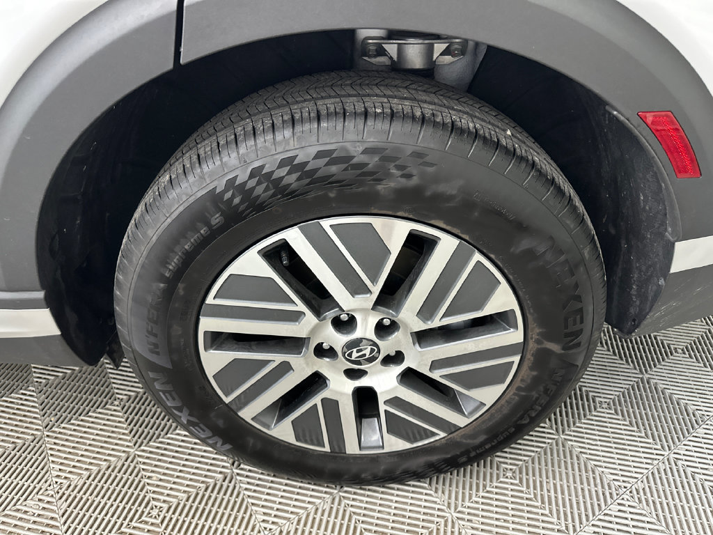 Used 2026 Hyundai Palisade SEL Premium FWD image 23