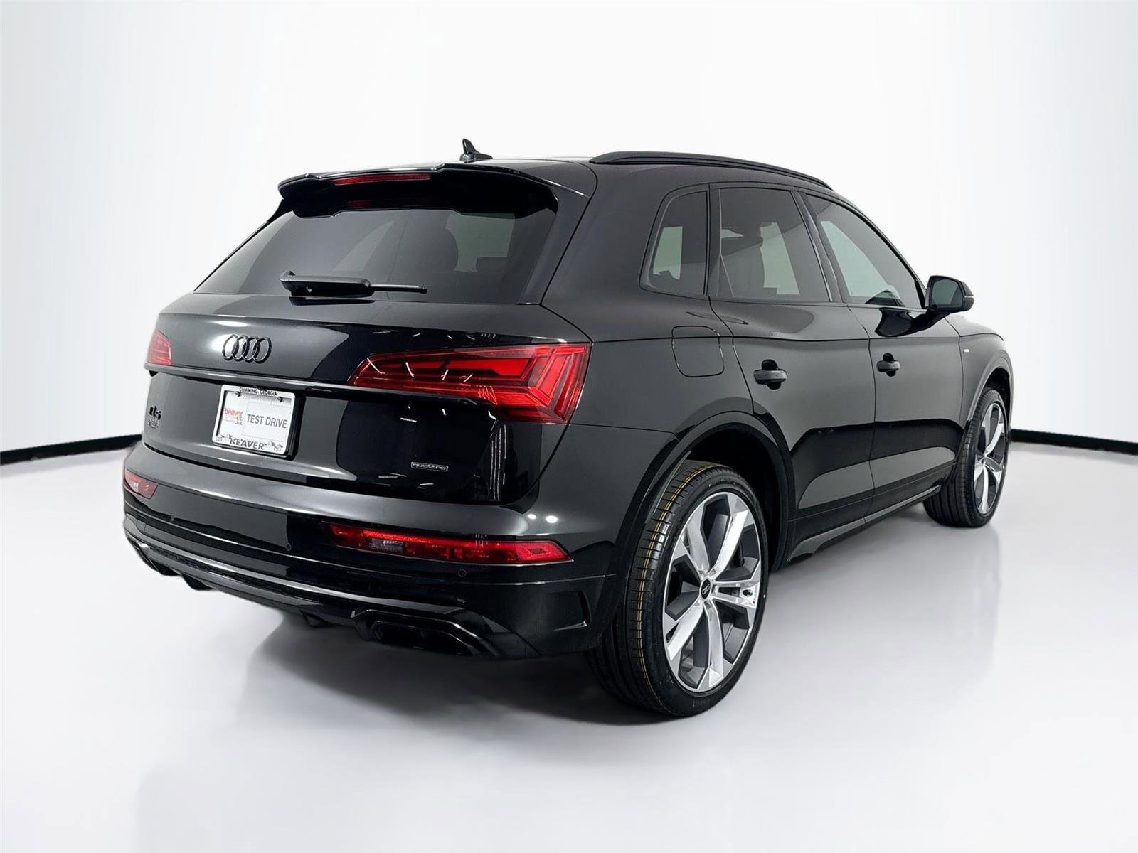 Used 2025 Audi Q5 2.0T Premium Plus image 2