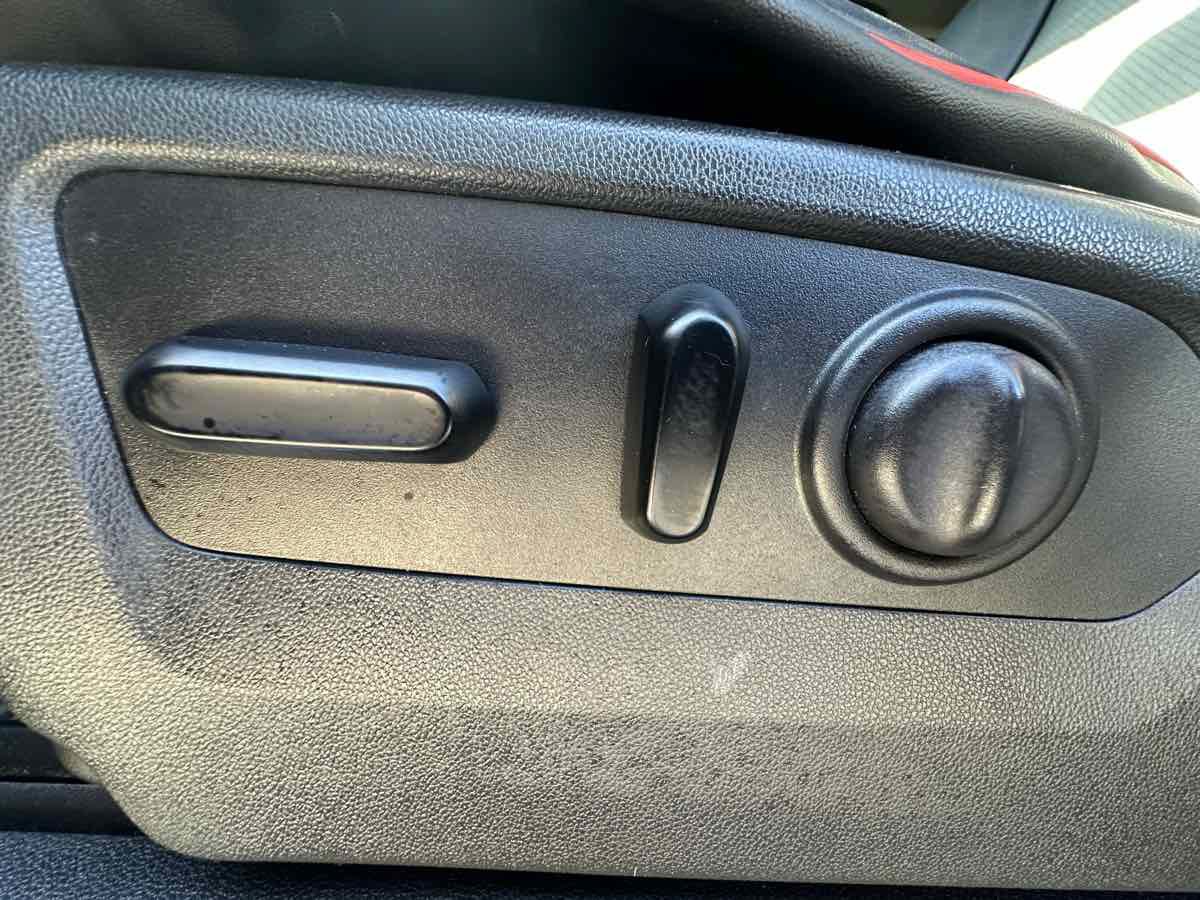 Used 2021 GMC Sierra 1500 Elevation AWD/4WD image 12