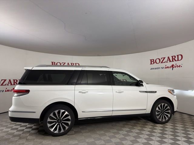 Used 2024 Lincoln Navigator L Reserve AWD/4WD image 9