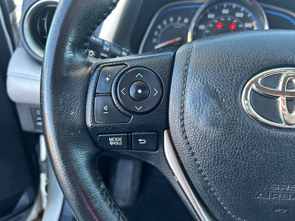 Used 2013 Toyota RAV4 Limited AWD/4WD image 22