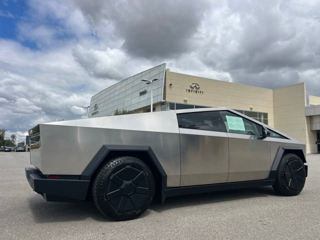 Used 2024 Tesla Cybertruck Cyberbeast AWD/4WD image 5