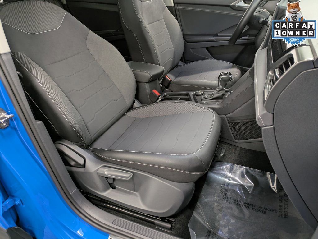 Used 2025 Volkswagen Taos SE image 30