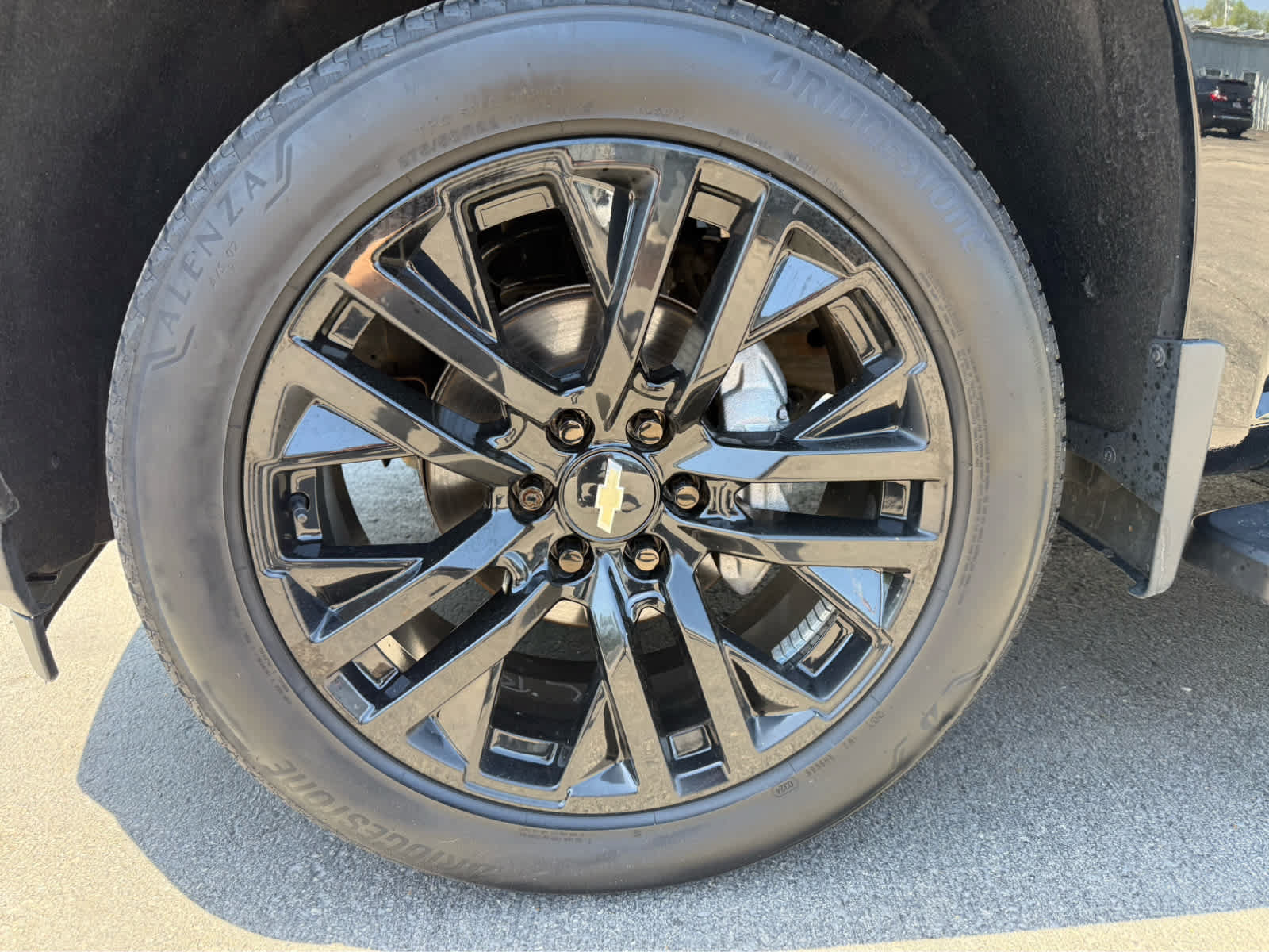 Used 2021 Chevrolet Silverado 1500 LTZ w/ Technology Package AWD/4WD image 9