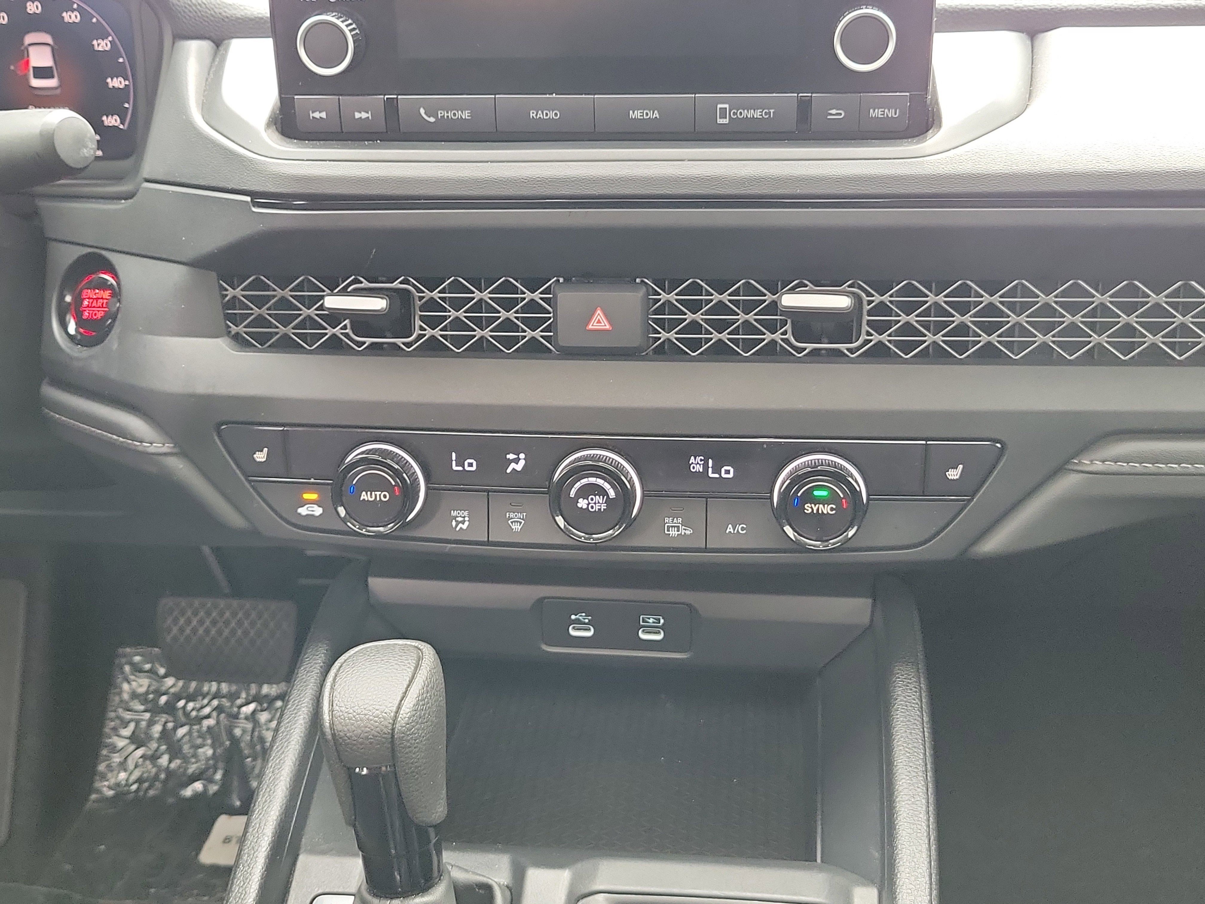 Used 2025 Honda Accord SE image 17