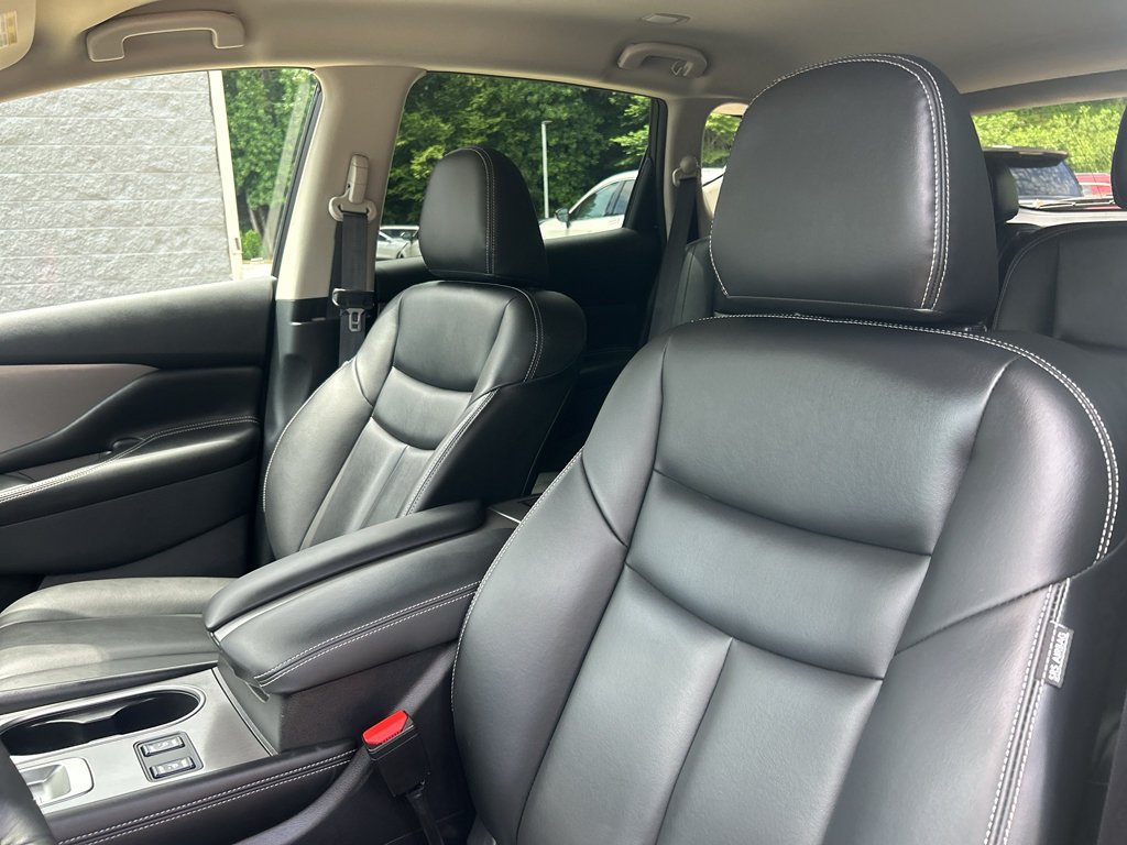 Certified 2024 Nissan Murano SV w/ SV Midnight Edition Package FWD image 22