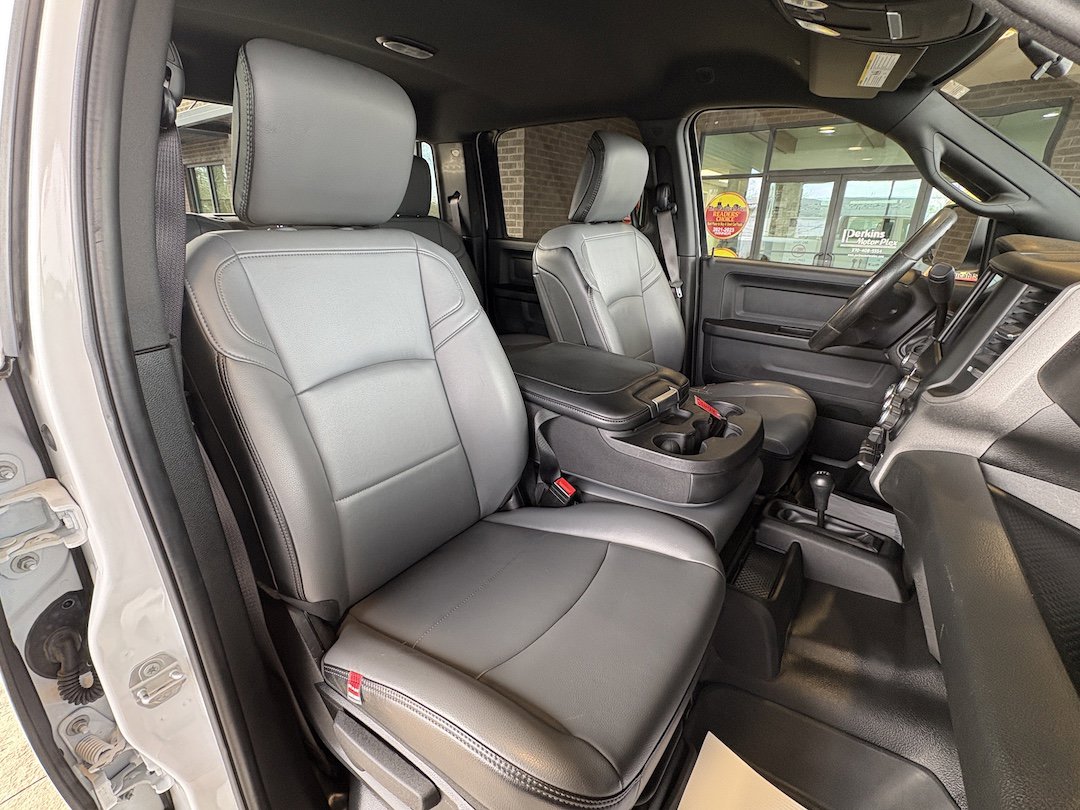 Used 2021 RAM 3500 Tradesman w/ Chrome Appearance Group image 27