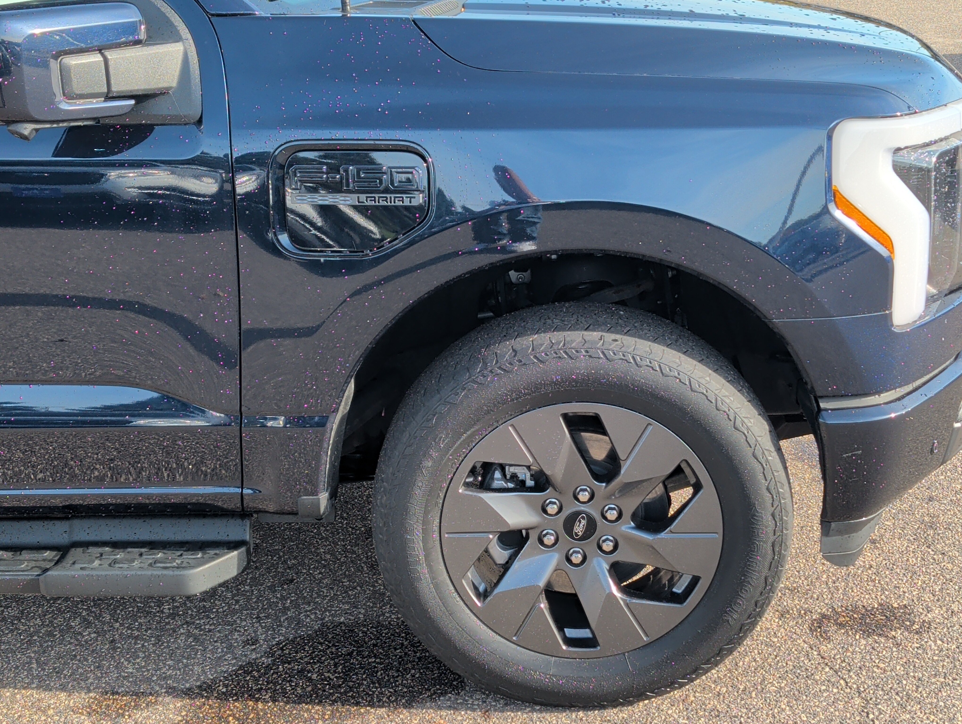 Certified 2023 Ford F150 Lightning Lariat AWD/4WD image 15