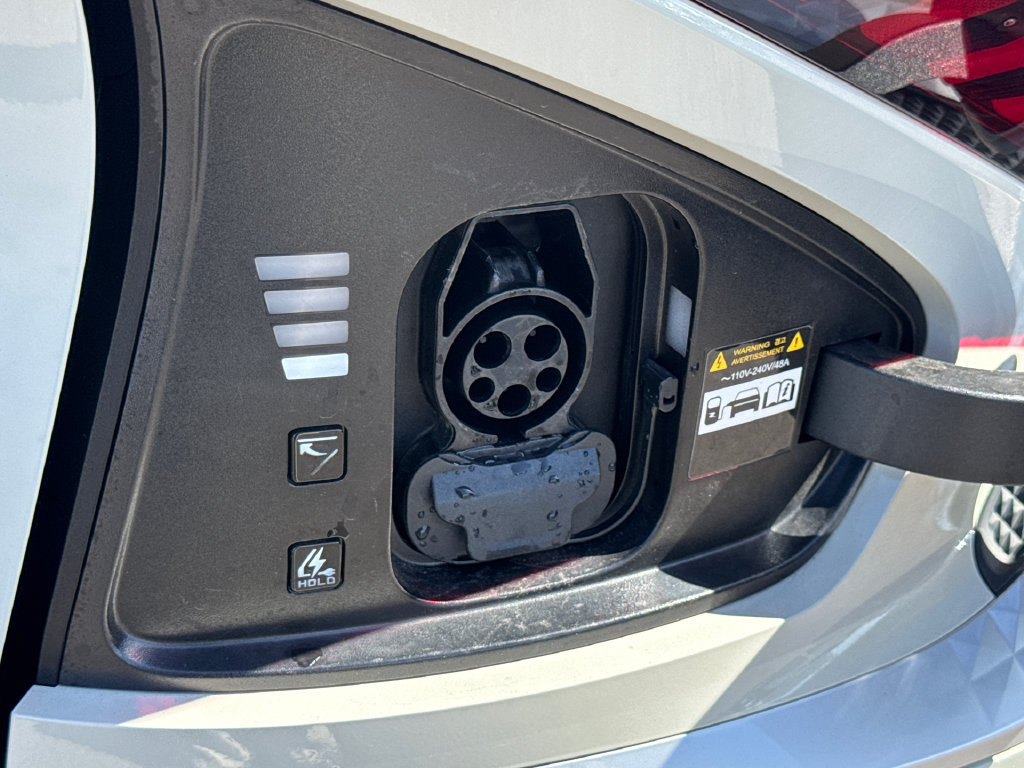 Used 2024 Kia EV6 Light RWD image 8