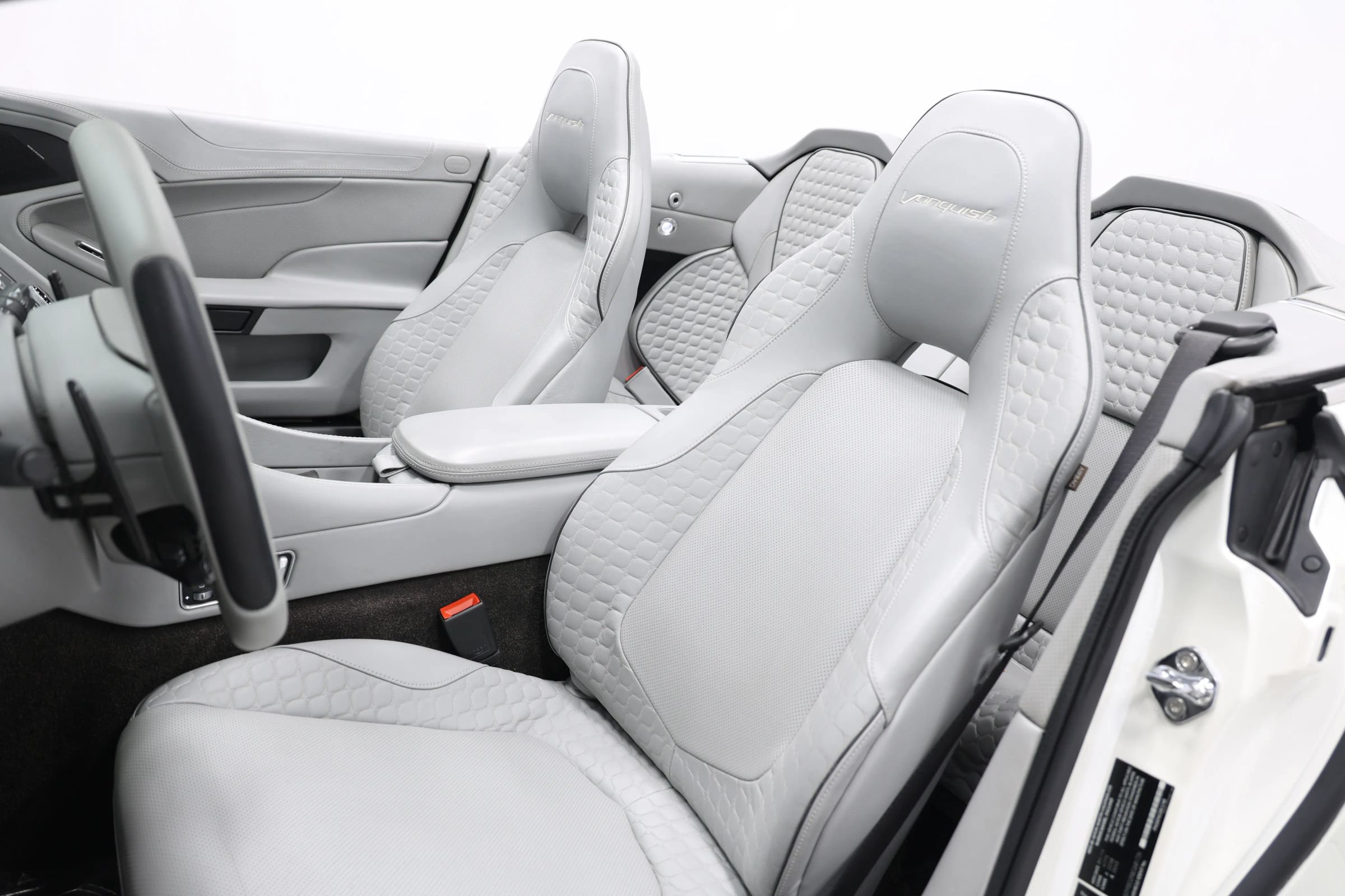Used 2014 Aston Martin Vanquish Volante RWD image 19