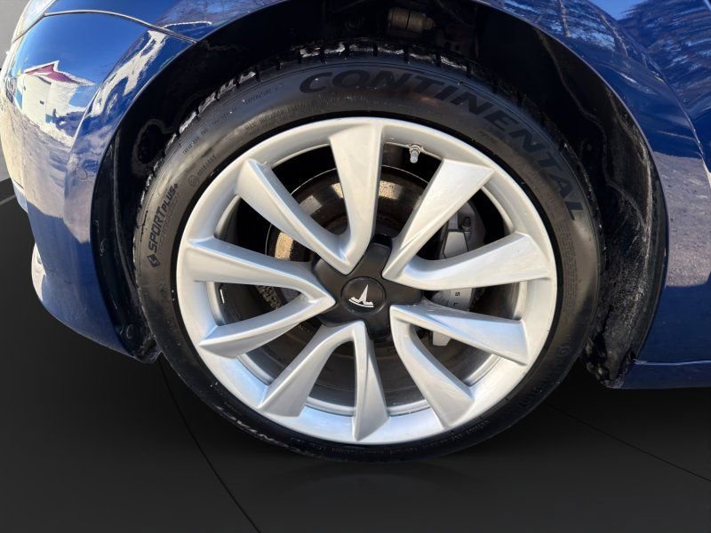 Used 2018 Tesla Model 3 Long Range AWD/4WD image 21