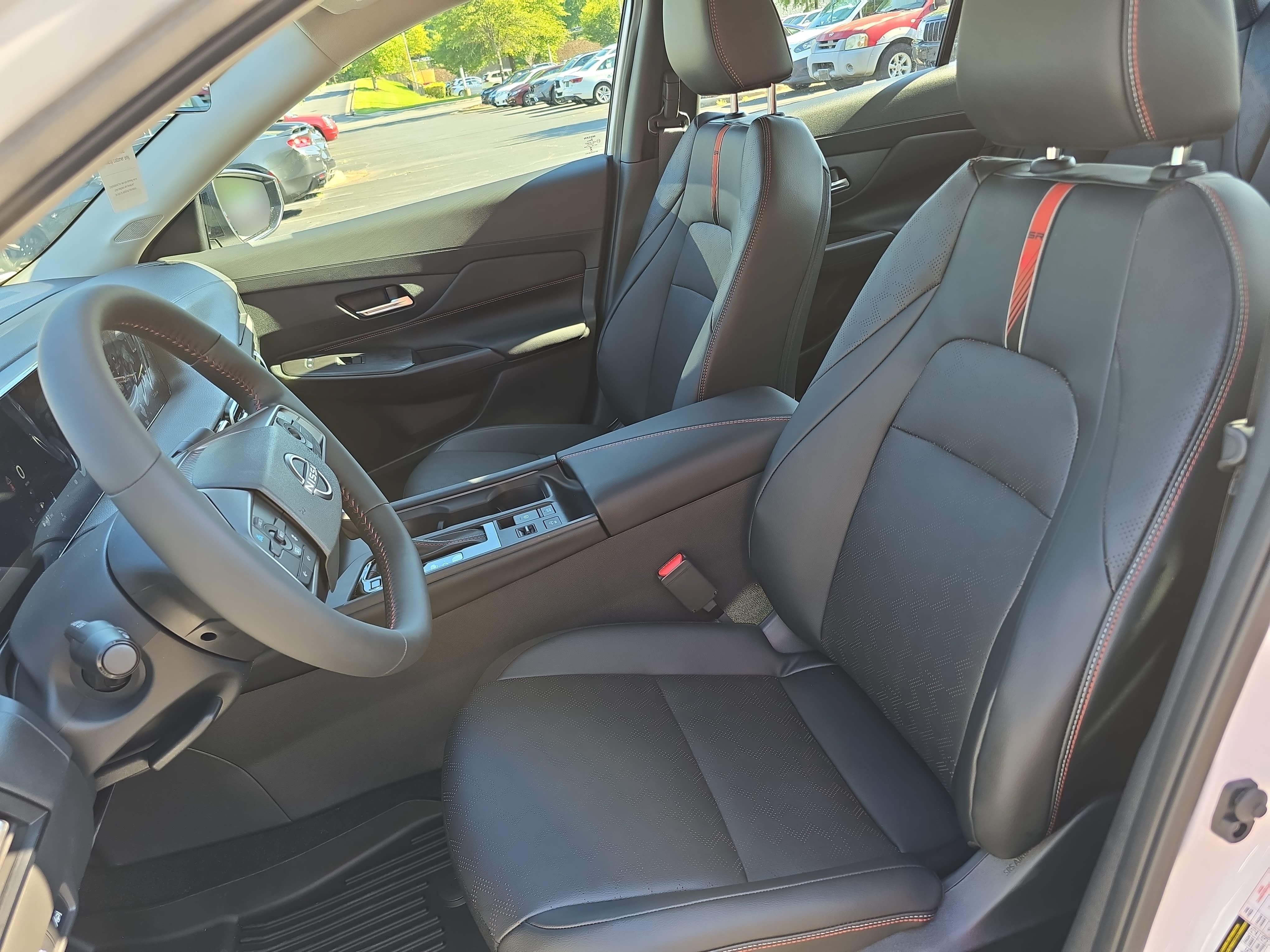 New 2026 Nissan Sentra SR w/ SR Premium Package FWD image 14