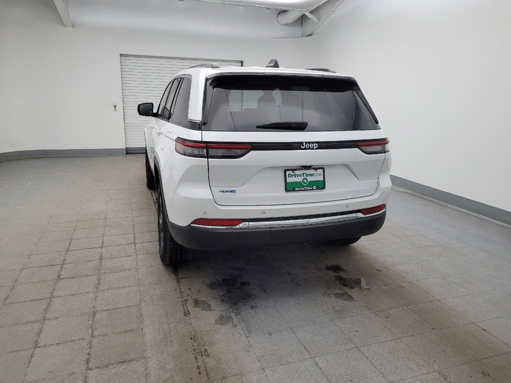 Used 2022 Jeep Grand Cherokee Limited 4xe image 6