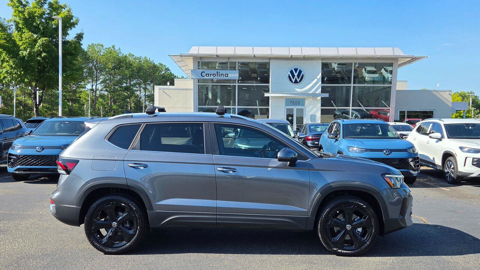 Certified 2025 Volkswagen Taos SEL w/ Black Wheel Plus Package AWD/4WD image 5