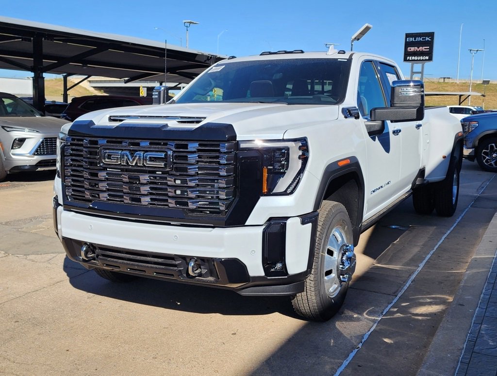 New 2026 GMC Sierra 3500 Denali Ultimate image 7