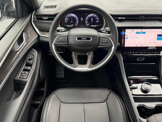 New 2026 Jeep Grand Cherokee L Limited w/ Limited Altitude Package AWD/4WD image 37