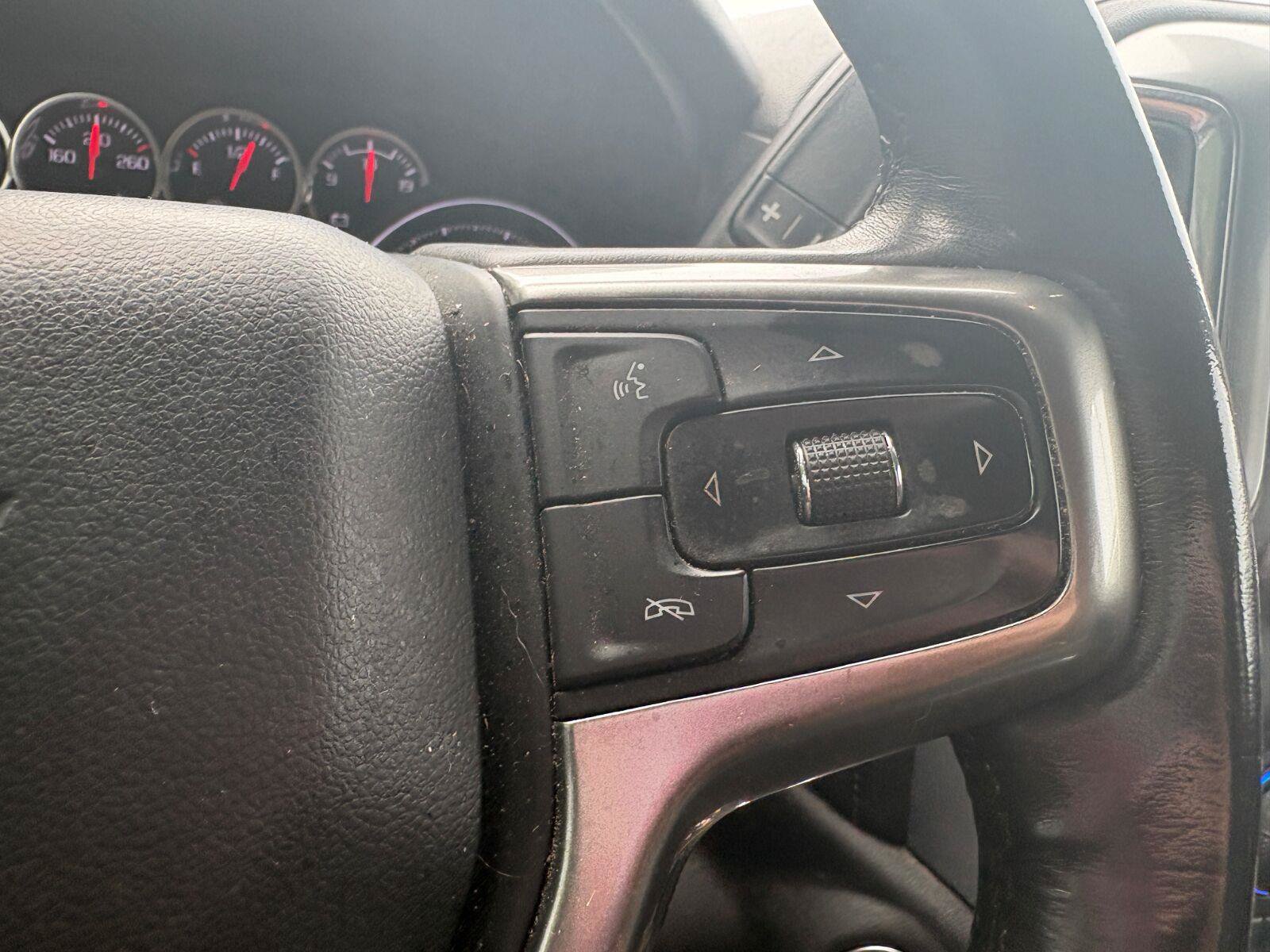 Used 2020 Chevrolet Silverado 1500 RST w/ All-Star Edition RWD image 26