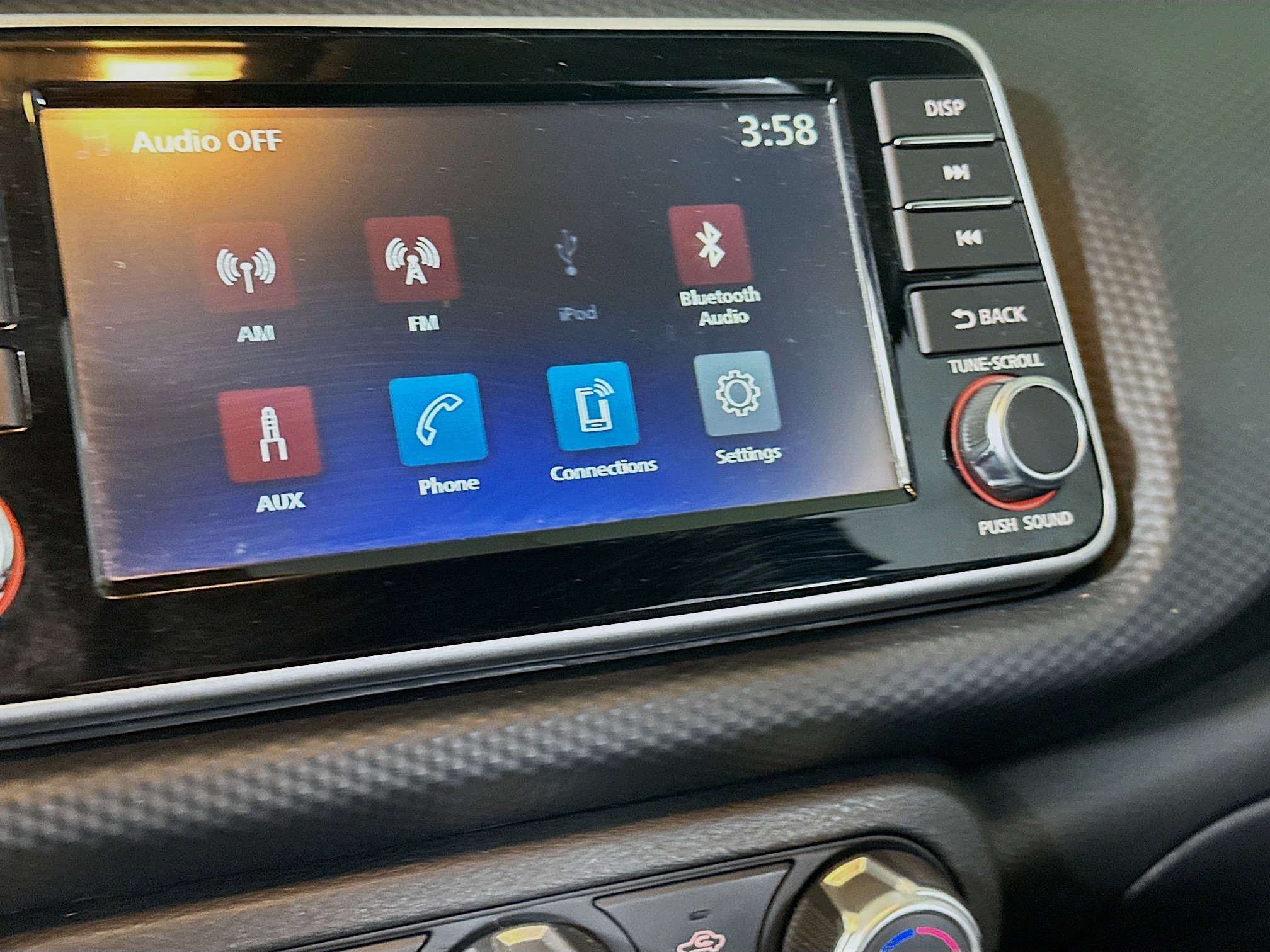 Used 2024 Nissan Kicks S image 22