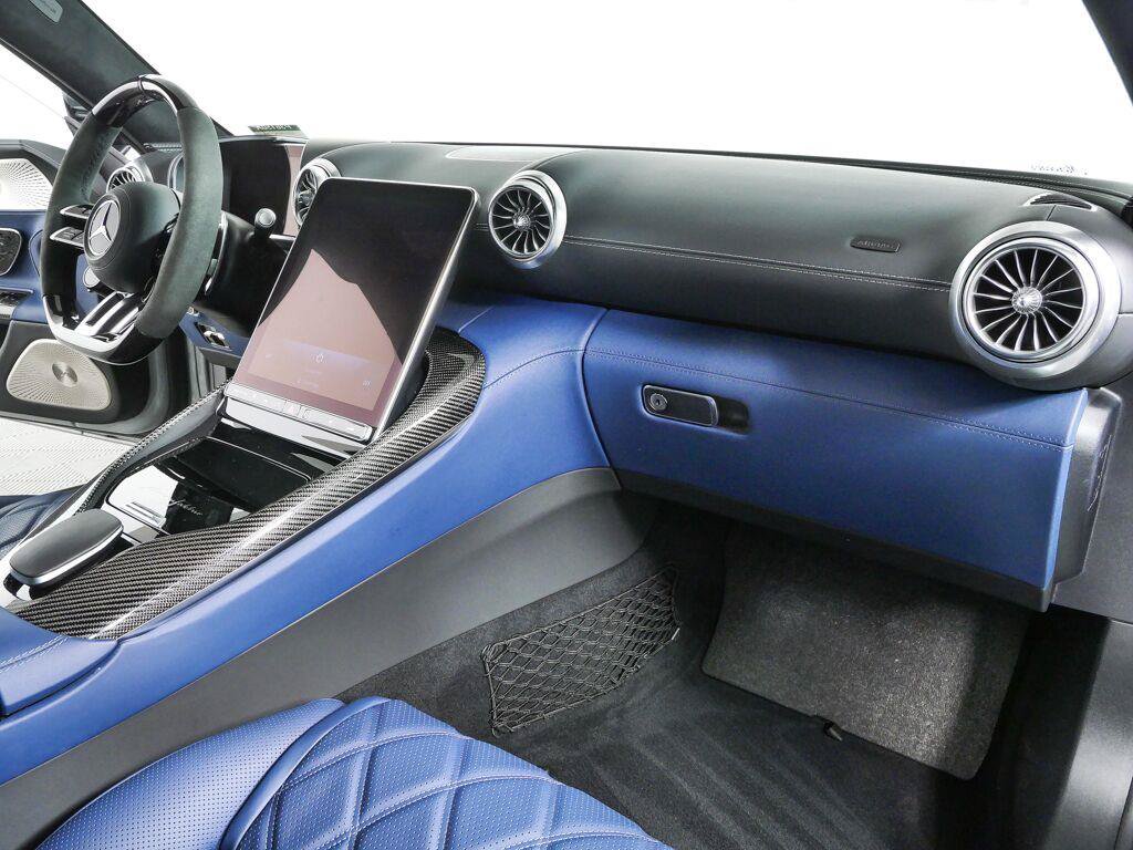 Used 2025 Mercedes-Benz SL 63 AMG 4MATIC image 20