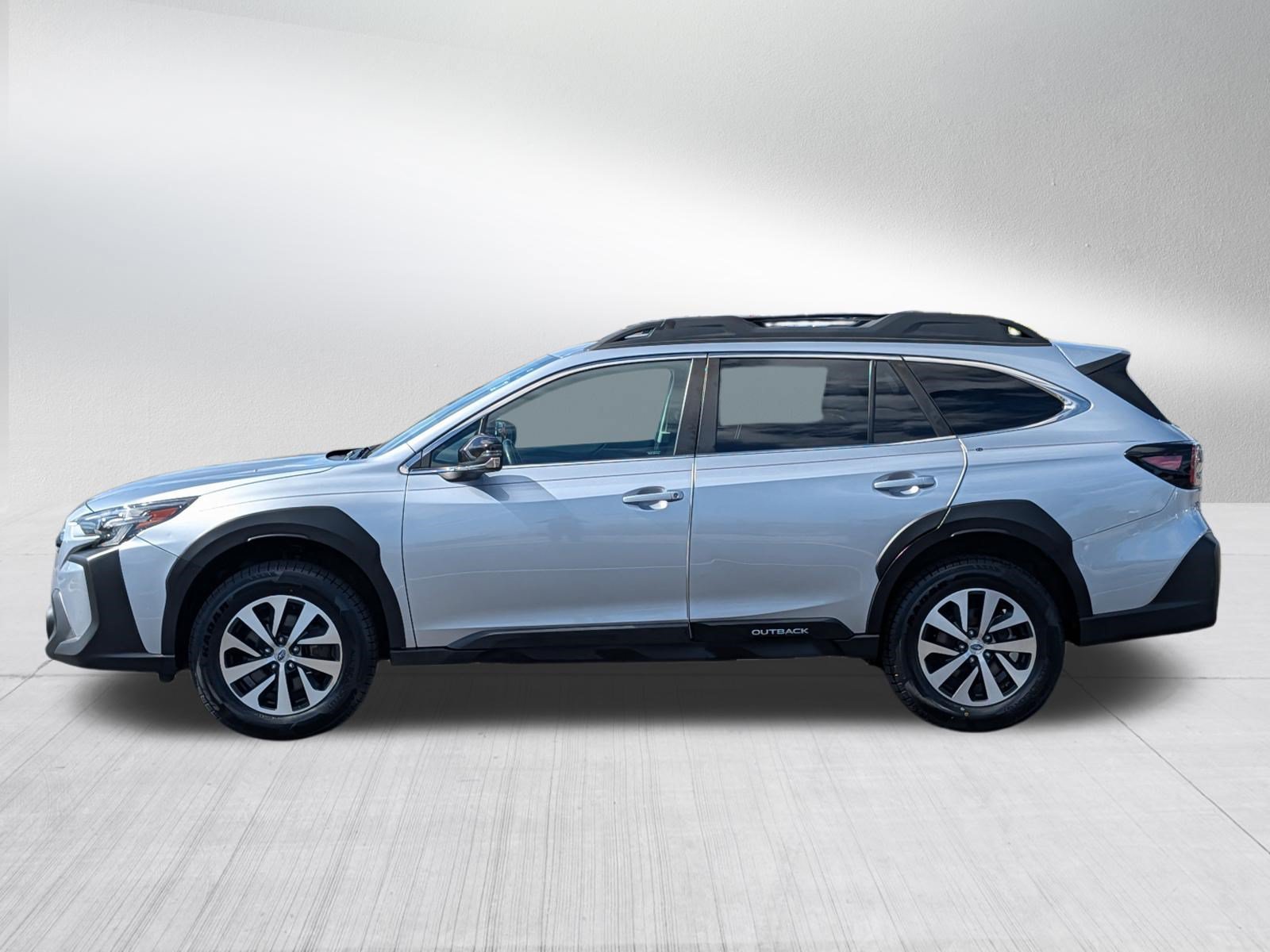 Used 2024 Subaru Outback Premium AWD/4WD image 6