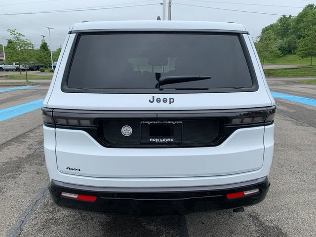 New 2026 Jeep Grand Wagoneer Limited AWD/4WD image 4
