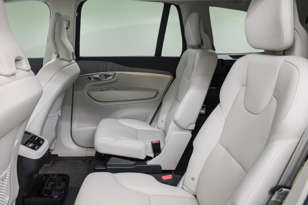 Certified 2024 Volvo XC90 B6 Plus w/ Protection Package Premier AWD/4WD image 26