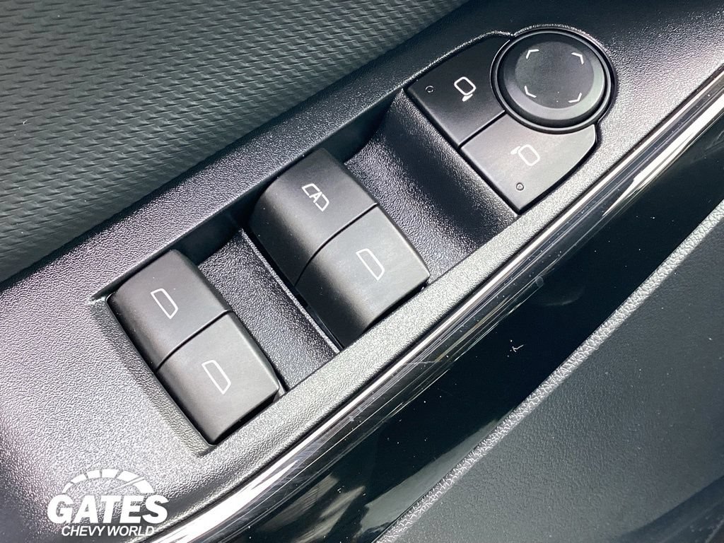 Used 2026 Chevrolet Equinox LT FWD image 21