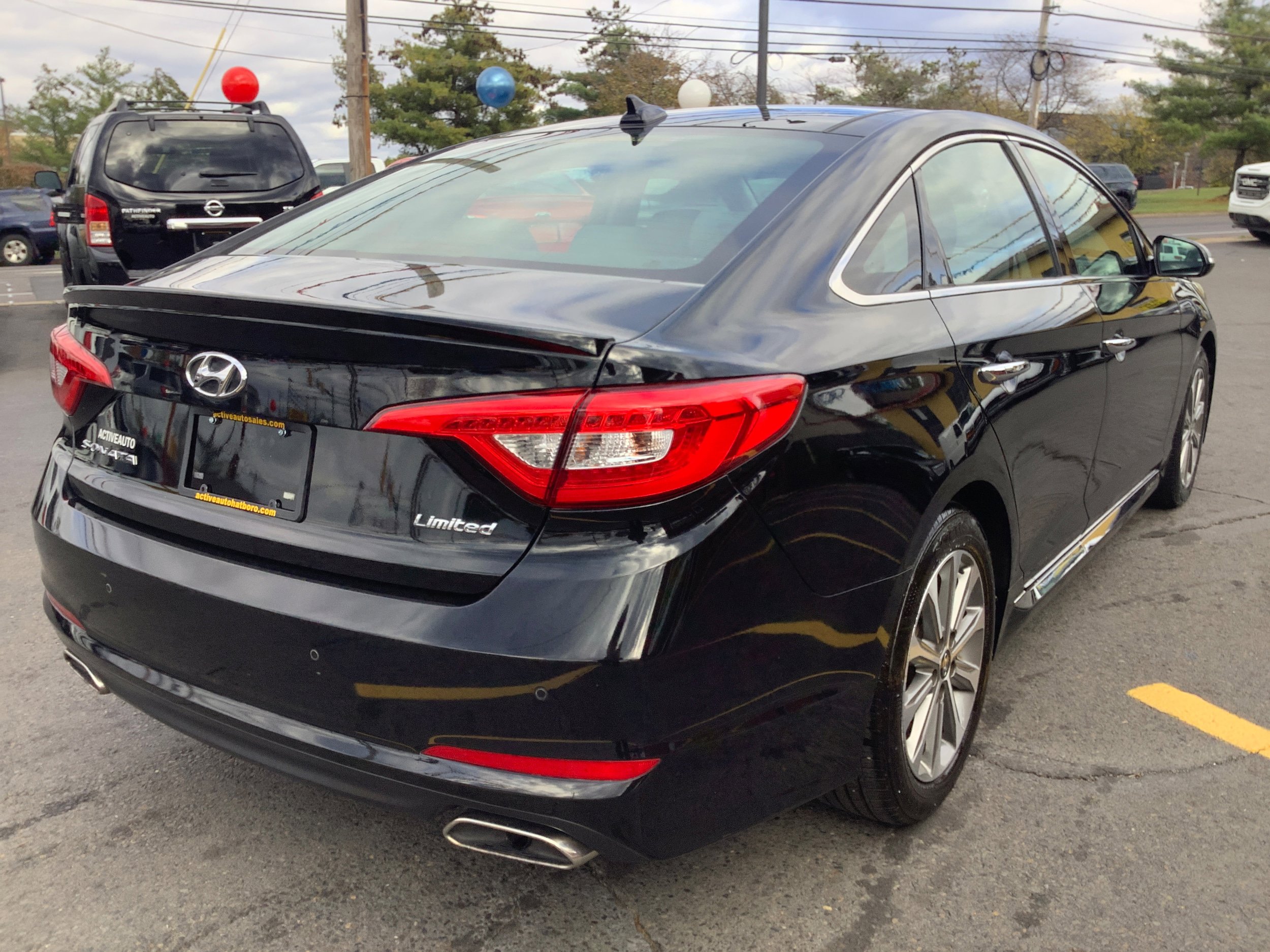 Used 2016 Hyundai Sonata Limited w/ Option Group 04 FWD image 7