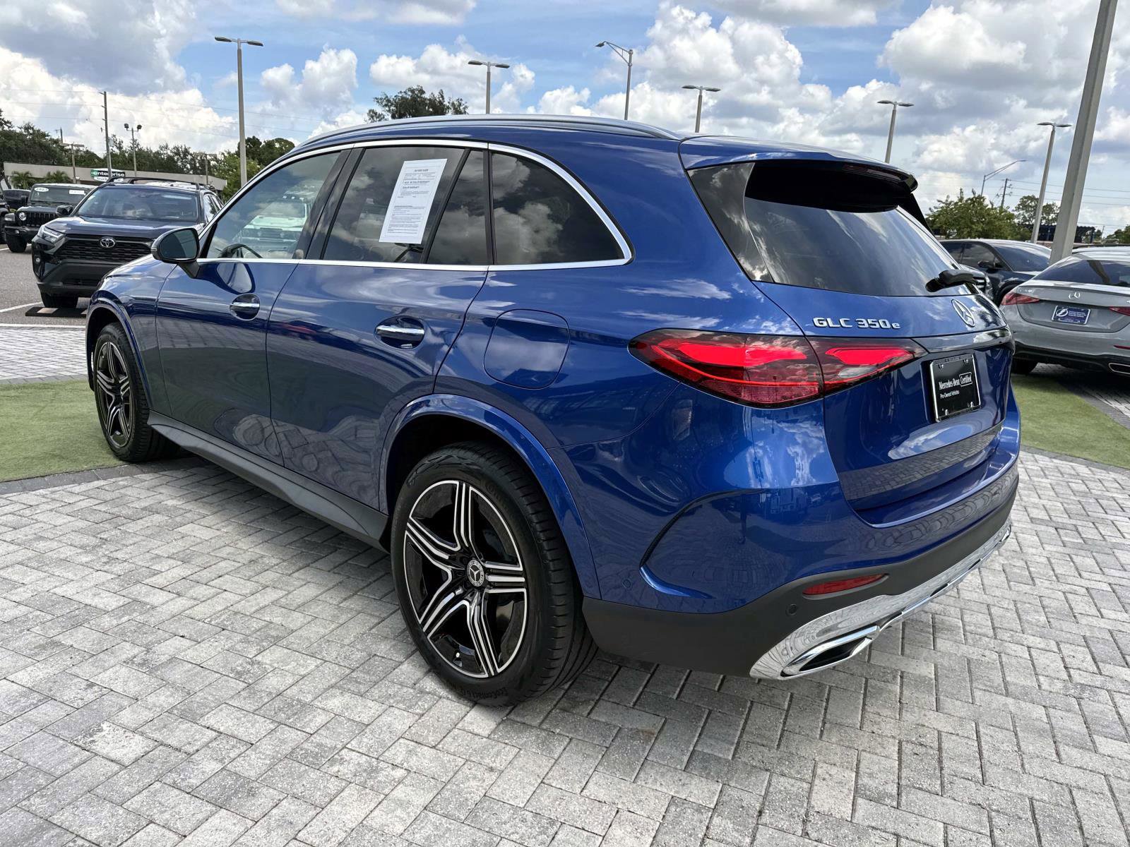Certified 2025 Mercedes-Benz GLC 350e 4MATIC image 6