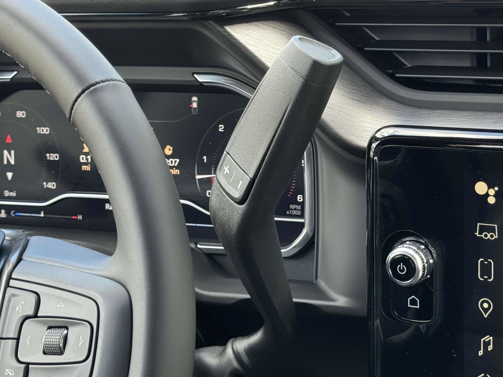 New 2025 GMC Sierra 2500 AT4X w/ AT4X AEV Edition image 6