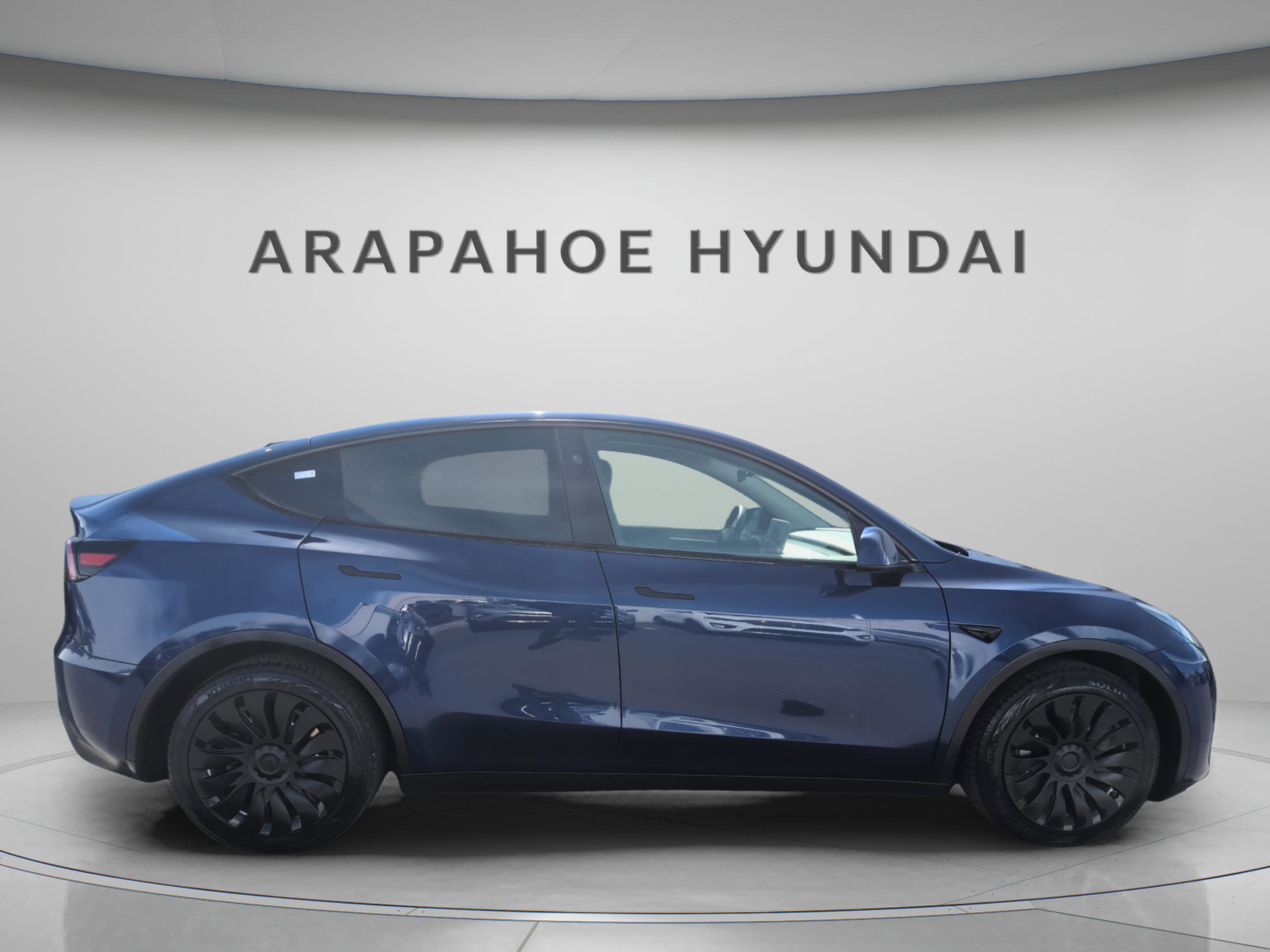 Used 2023 Tesla Model Y Long Range image 6