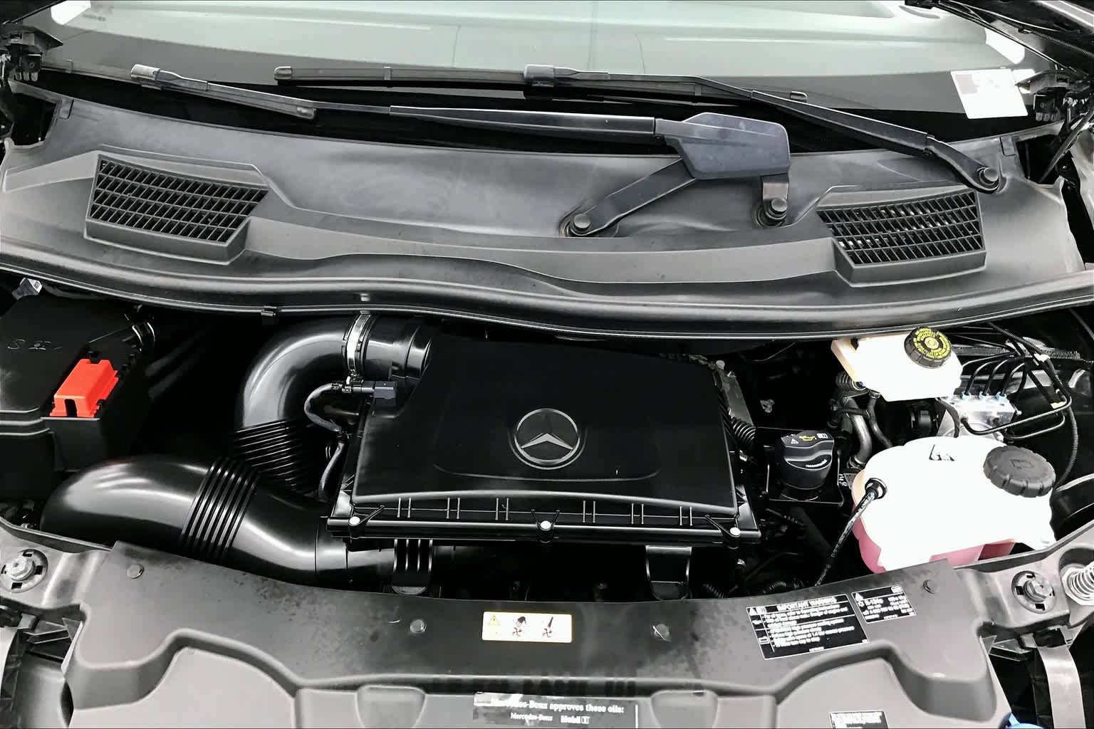 Used 2019 Mercedes-Benz Metris Passenger image 9