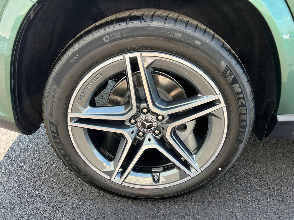 New 2026 Mercedes-Benz GLS 450 4MATIC image 36