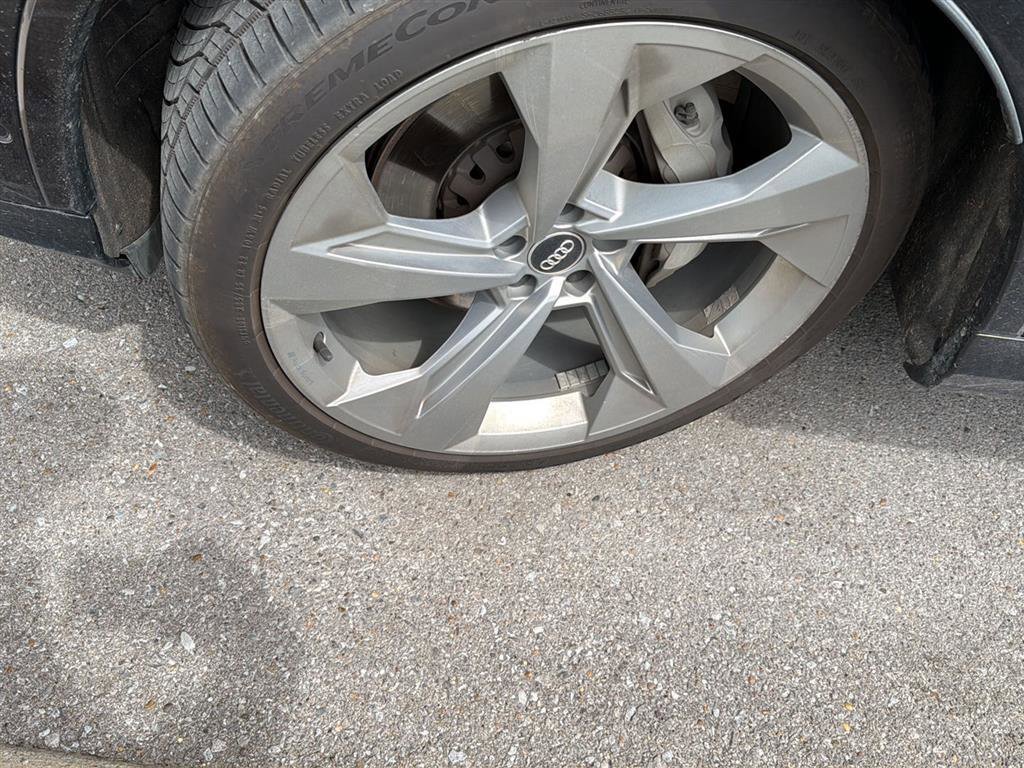 Used 2020 Audi Q7 3.0T Prestige image 4