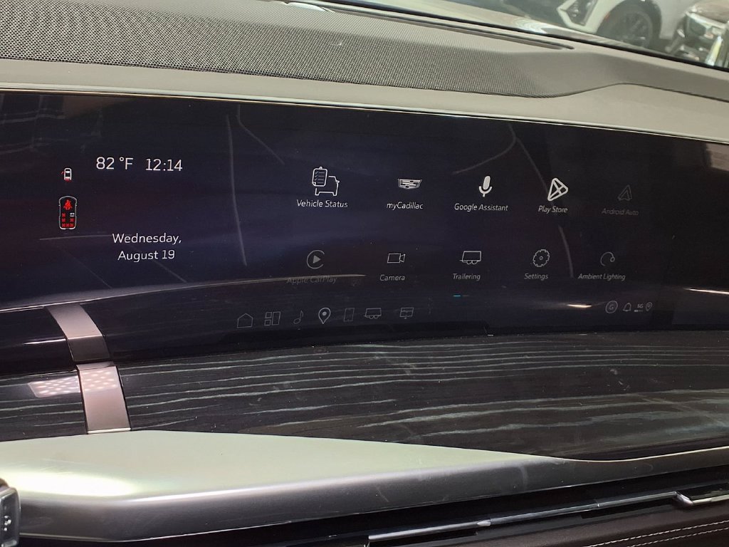 New 2026 Cadillac Escalade Sport AWD/4WD image 17