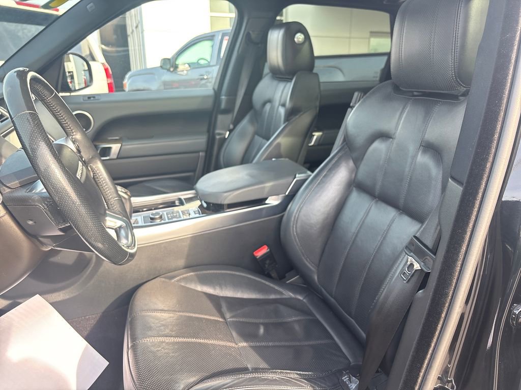 Used 2014 Land Rover Range Rover Sport HSE image 12