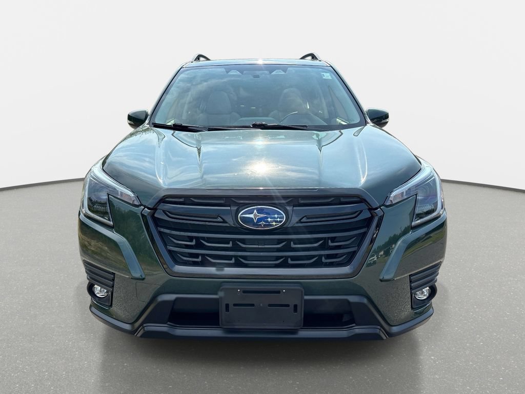 Used 2024 Subaru Forester Limited AWD/4WD image 9