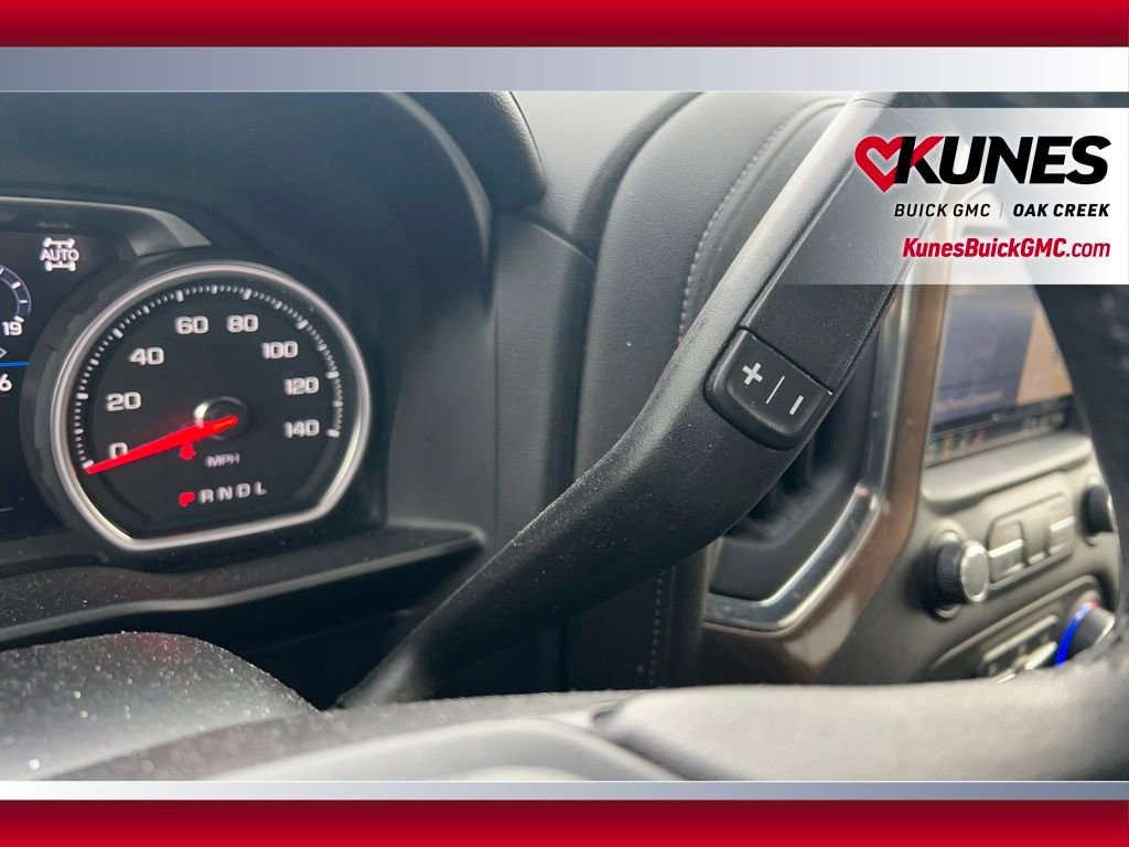 Used 2022 Chevrolet Silverado 1500 High Country w/ Technology Package image 15