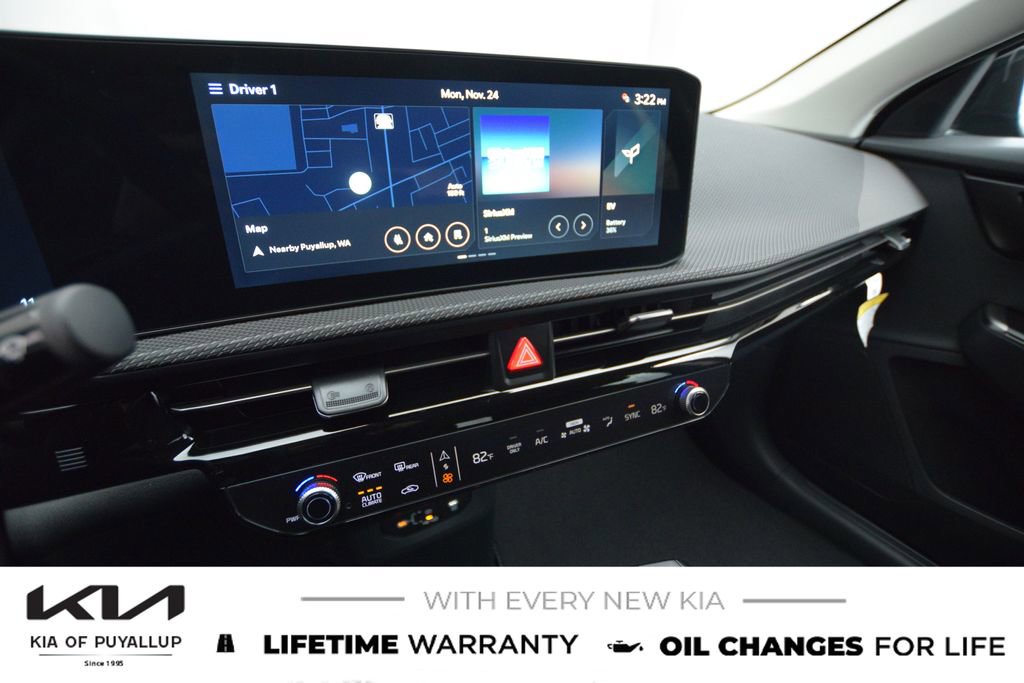 New 2025 Kia EV6 Wind image 22