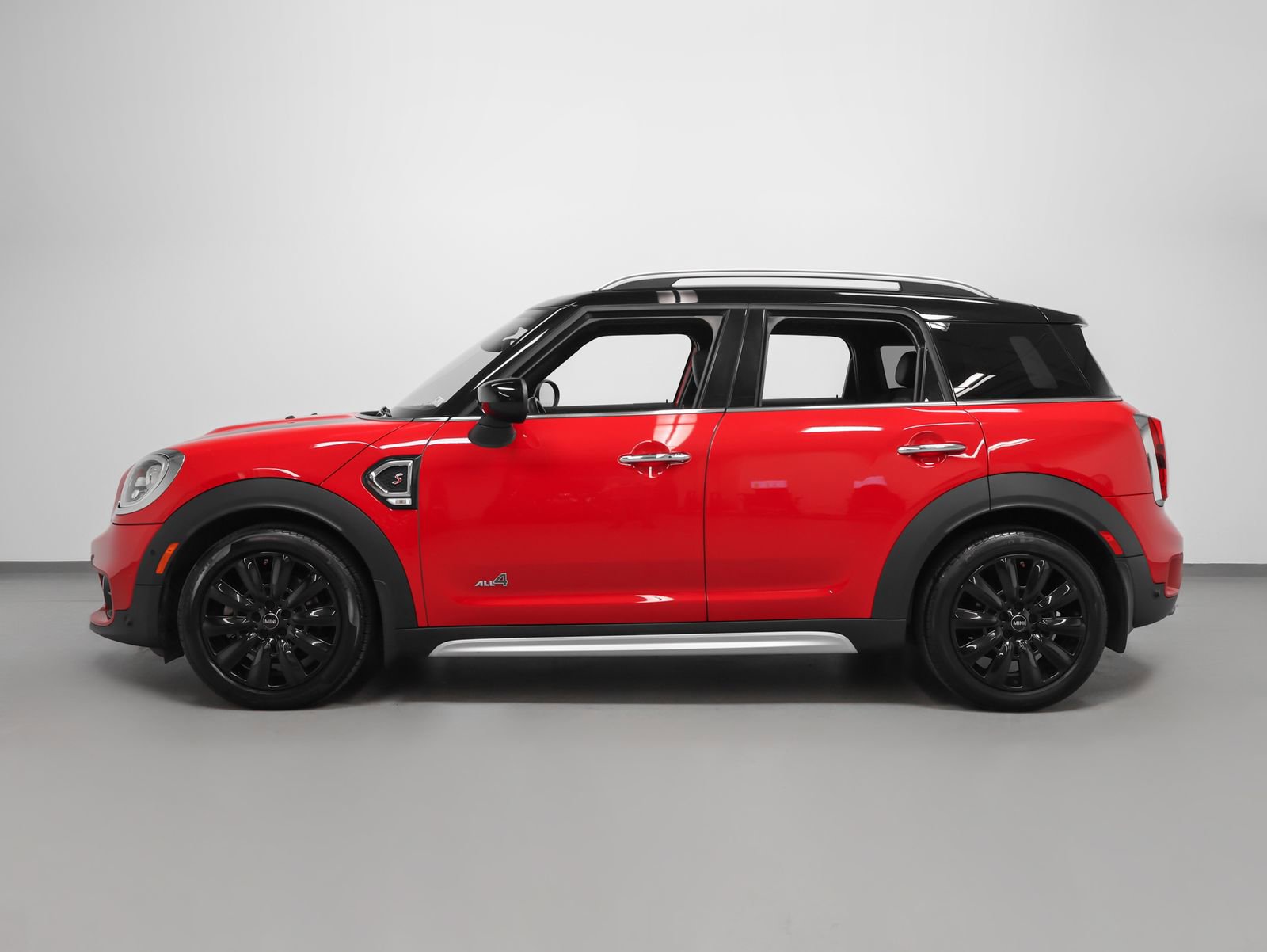 Used 2020 MINI Cooper Countryman S w/ Driver Assistance Package AWD/4WD image 2