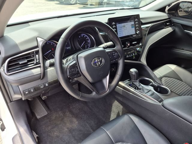 Used 2024 Toyota Camry SE w/ Convenience Package FWD image 32