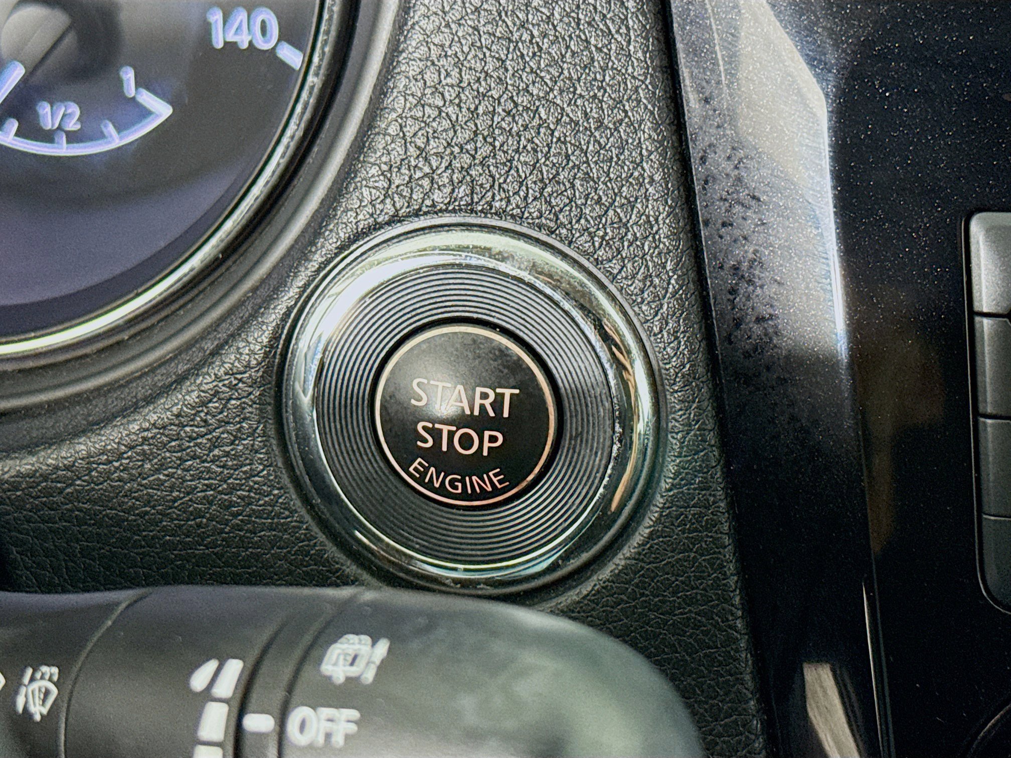 Used 2017 Nissan Rogue SL image 20