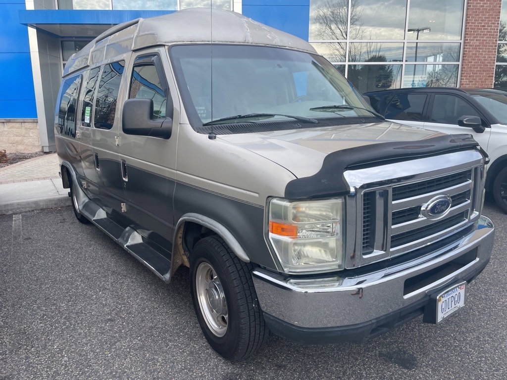 Used 2008 Ford E-150 and Econoline 150 image 2
