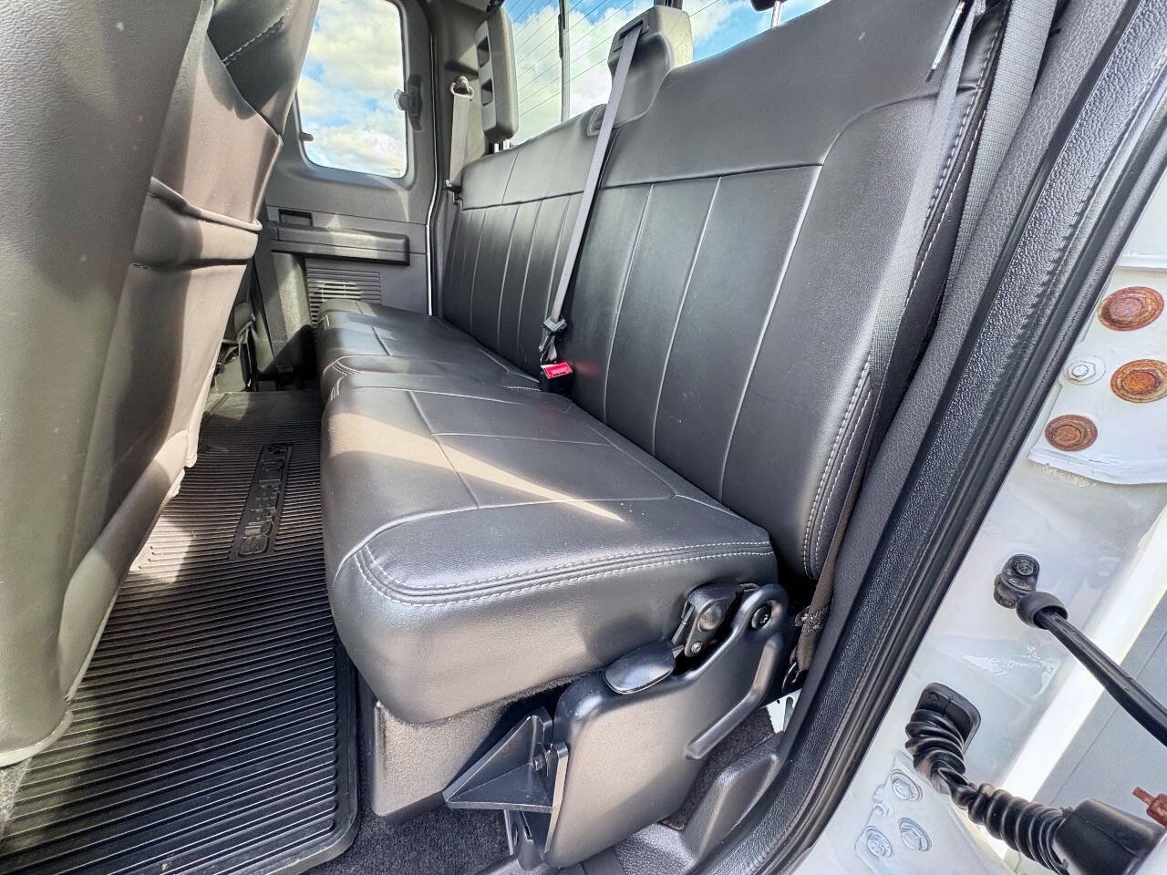 Used 2011 Ford F250 Lariat w/ Chrome Pkg AWD/4WD image 20