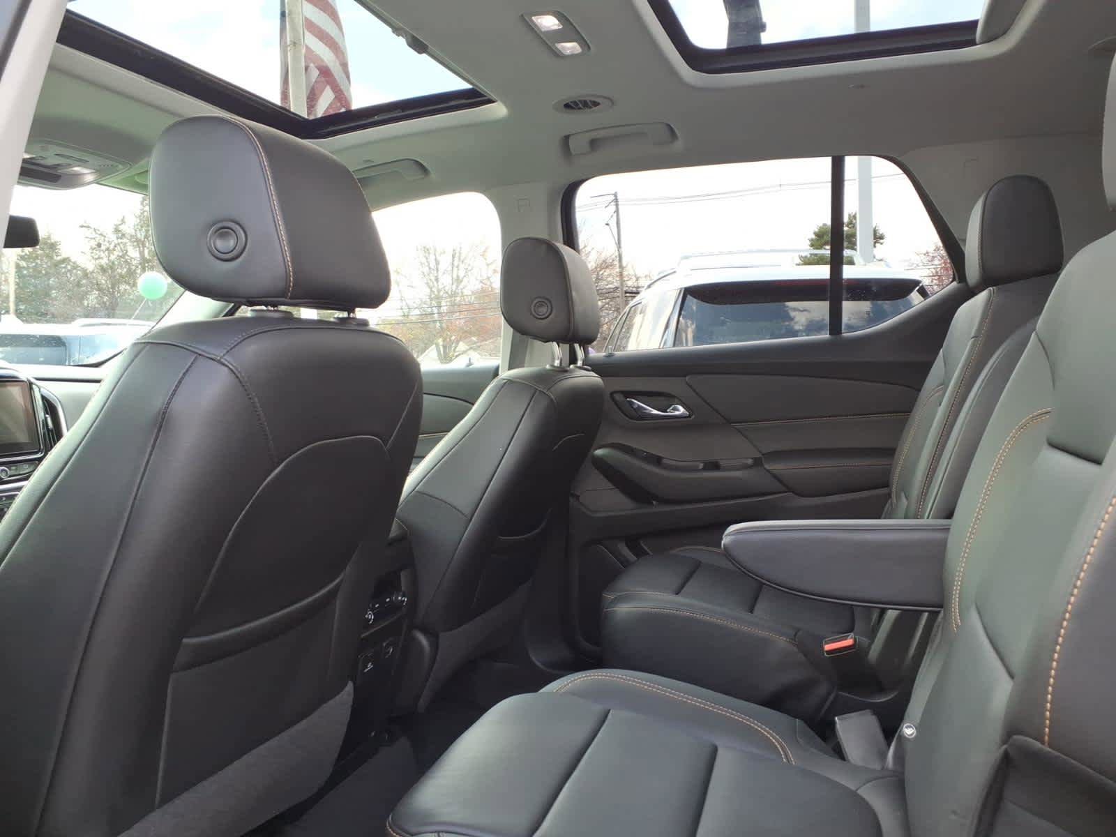 Used 2019 Chevrolet Traverse RS w/ LPO, 'HIT The Road' Package image 20