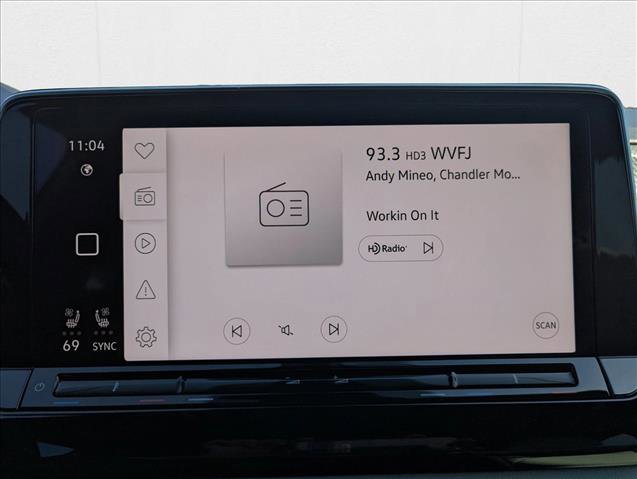 New 2026 Volkswagen Atlas Cross Sport SEL Premium R-Line image 19